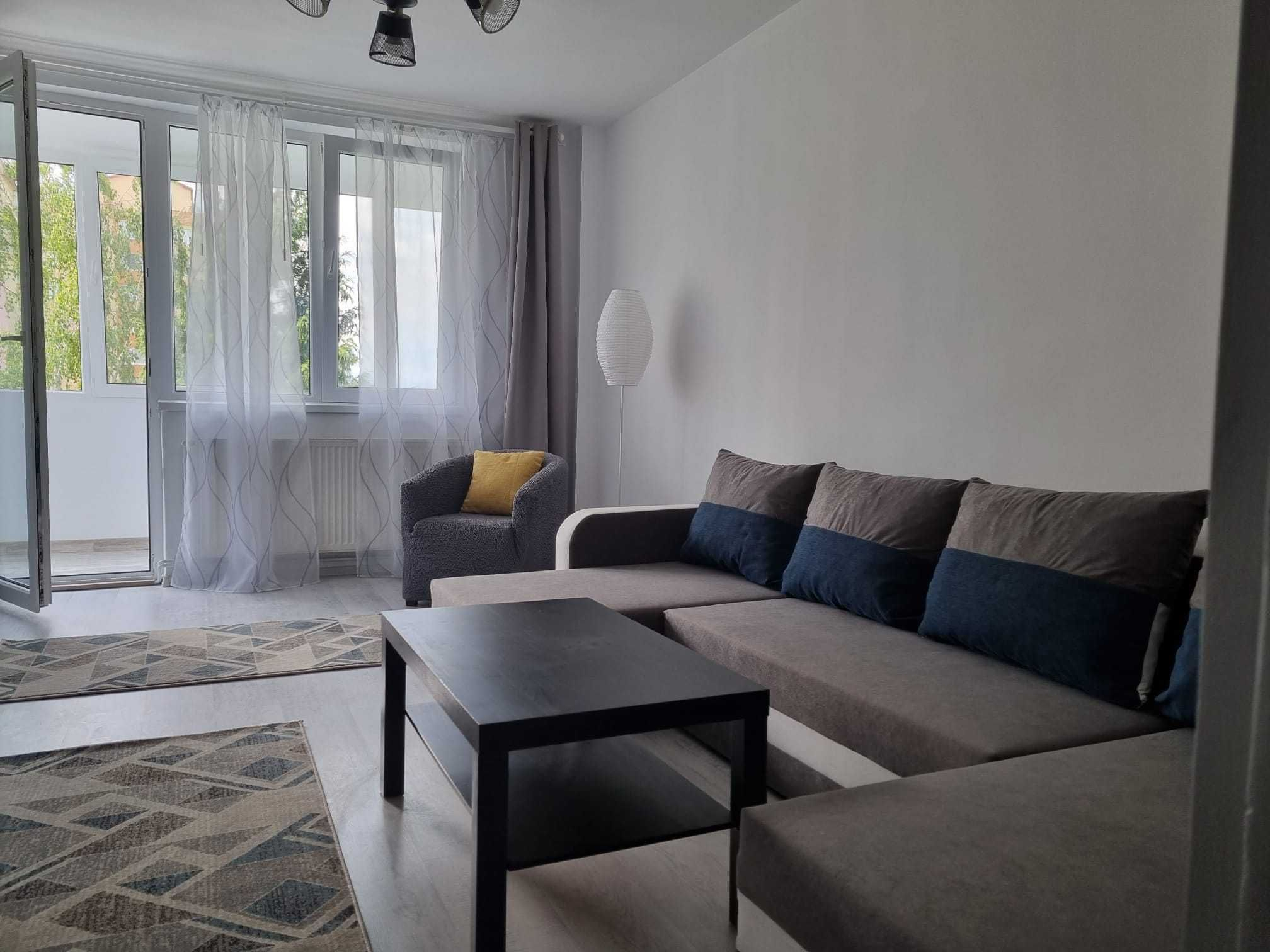 Apartament renovat cu 2 camere in Scriitorilor, Brasov