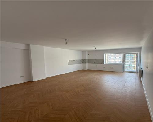 Exclusivitate, Apartament 2 camere, etaj 3, 50 mp, Zona Coresi-Tractorul, Brasov