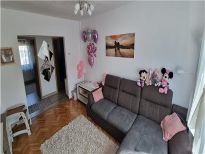 Apartament 3 camere decomandat, Zona Centrul Civic, Brasov