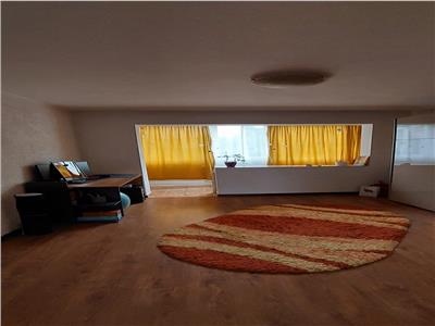 Apartament cu 3 camere, spatios 80mp, in Astra, Brasov